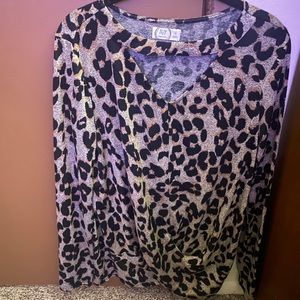 Twist front leopard shirt